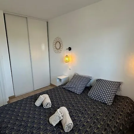 Beautiful For 8 People Mimizan-Plage