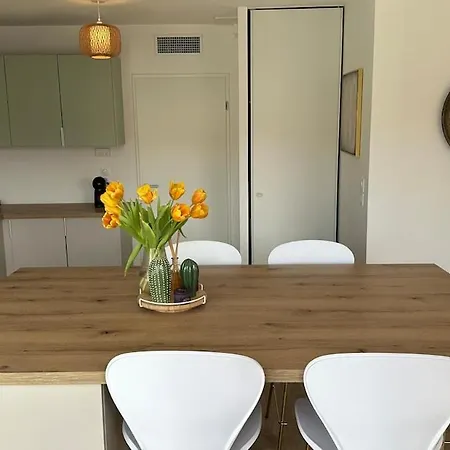 Beautiful For 8 People *